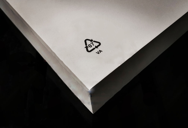 威廉希尔williamhillSP-8872宽幅喷码机在EVA上的应用